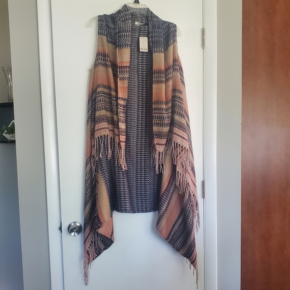 NWT- Mudd Onesize Multicolor Feinge Vest